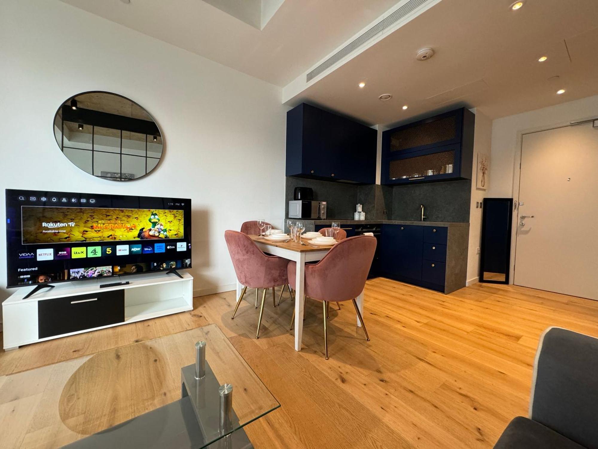 London Luxury Flat With Balcony, River View, O2 Arena, Excel, Canary Wharf, Station Apartman Kültér fotó